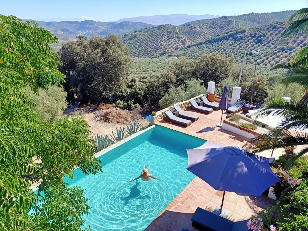 Cortijo La Haza Bed & Breakfast Iznájar Eksteriør bilde