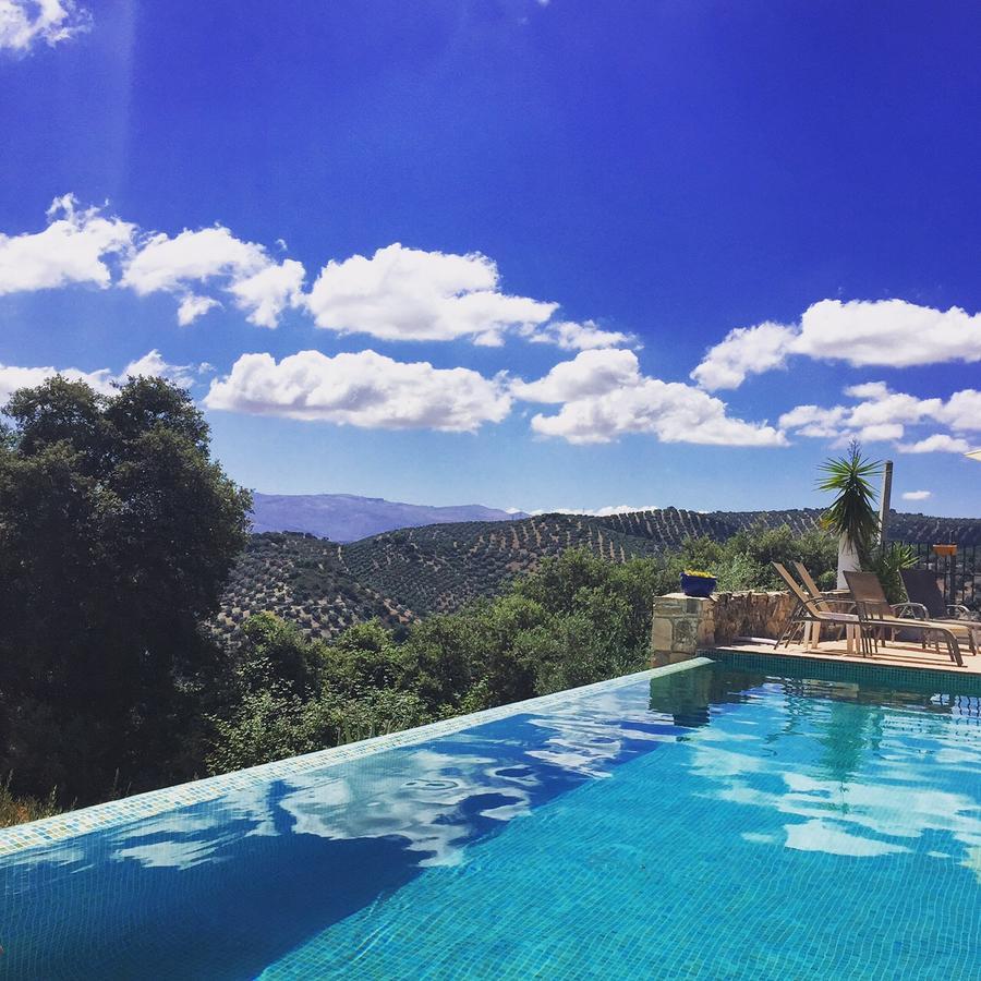 Cortijo La Haza Bed & Breakfast Iznájar Eksteriør bilde